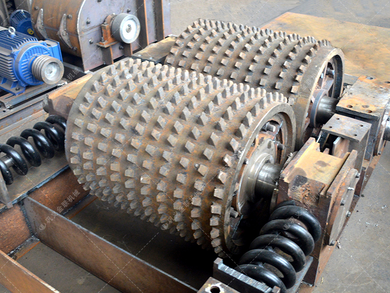 雙齒輥破碎機(jī)為什么被稱為“狼牙破碎機(jī)”？它真有那么厲害嗎？